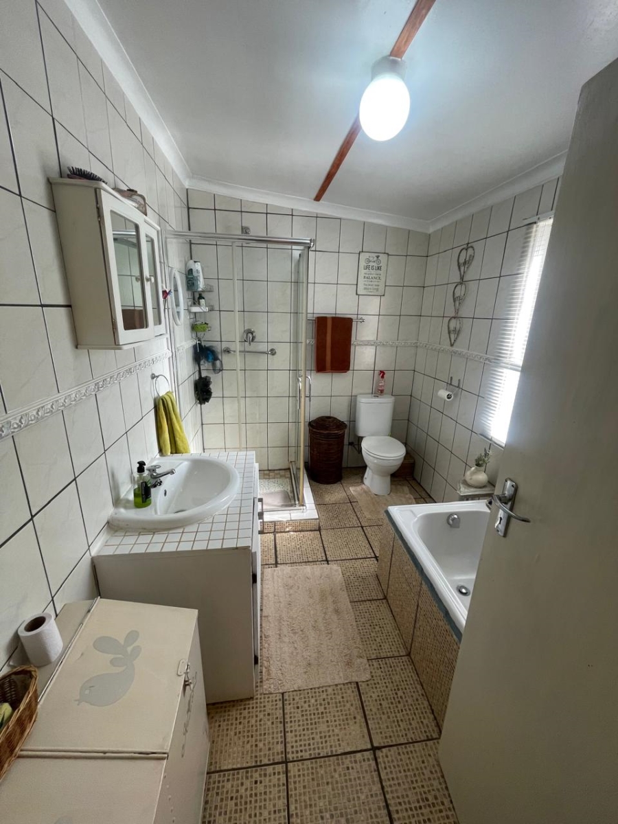 4 Bedroom Property for Sale in Christiana North West